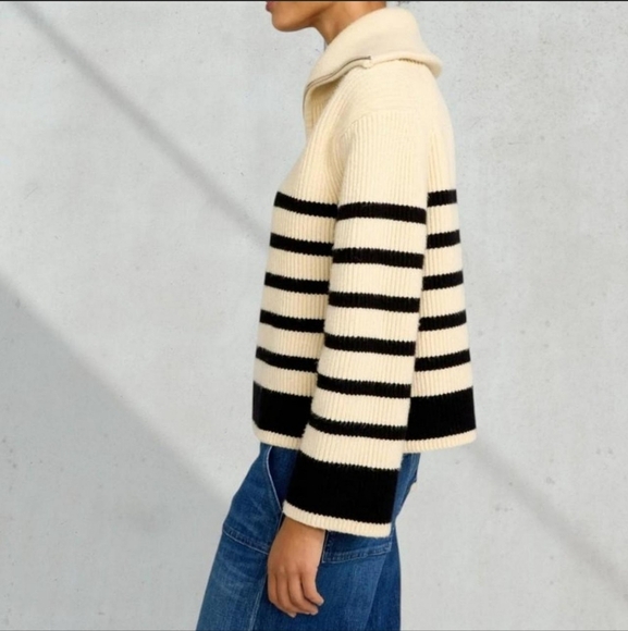 New BlankNyc Dropshoulder Extra Long Sleeve Knit Sweater - Picture 4 of 9